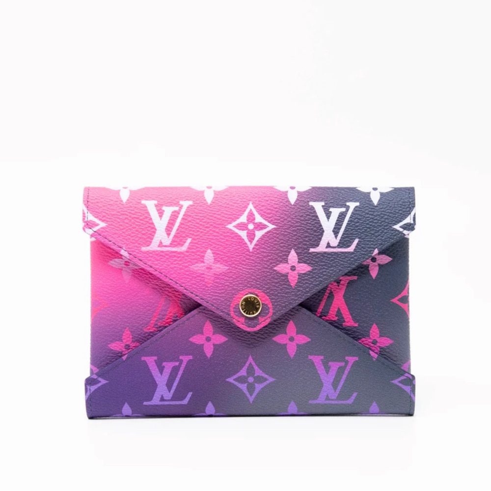 LOUIS VUITTON SPRING IN THE CITY MEDIUM KIRIGAMI POCHETTE